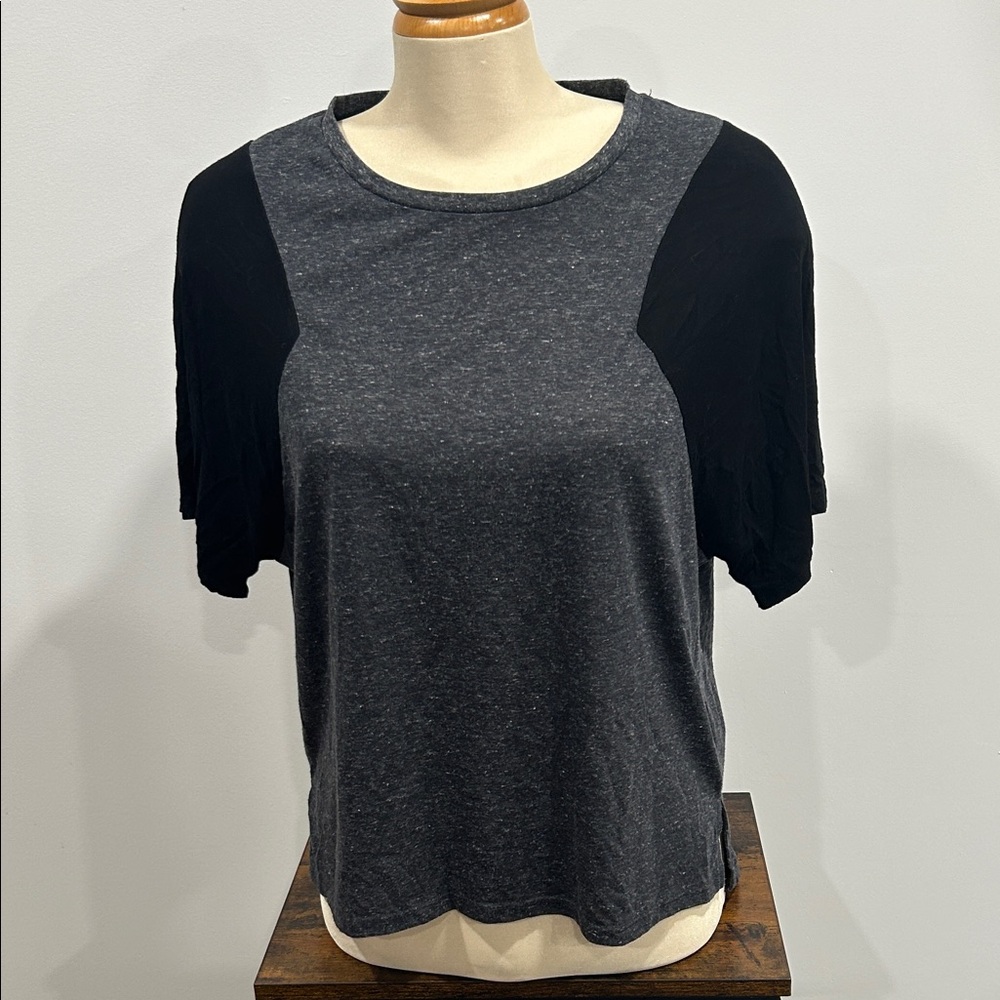 Fylo Black and Gray Tshirt
